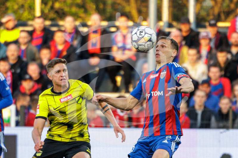 Piłka Nożna: Betclic II liga. Polonia Bytom - Wieczysta Krakow. - Agencja Fotograficzna